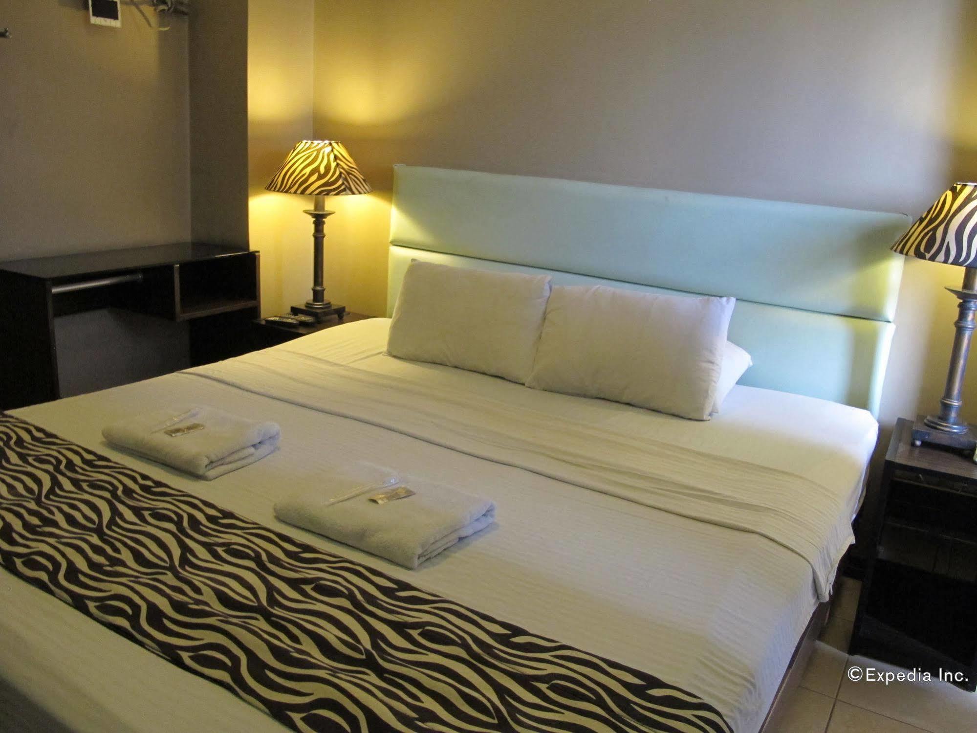 Reddoorz Plus New Era Budget Hotel Mabolo Former Reddoorz Near Landers Superstore Cebu City Kültér fotó